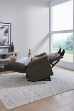 Load image into Gallery viewer, Lucas Lift Chair by Best
