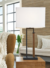 Load image into Gallery viewer, Voslen Metal Table Lamp (2/CN)
