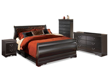Load image into Gallery viewer, Huey Vineyard Queen Sleigh Bed with Mirrored Dresser and Nightstand

